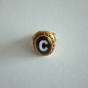 Monogram initial "C" w semi precious stones Sz 9 NWOT$ $28 +free key Holder…
